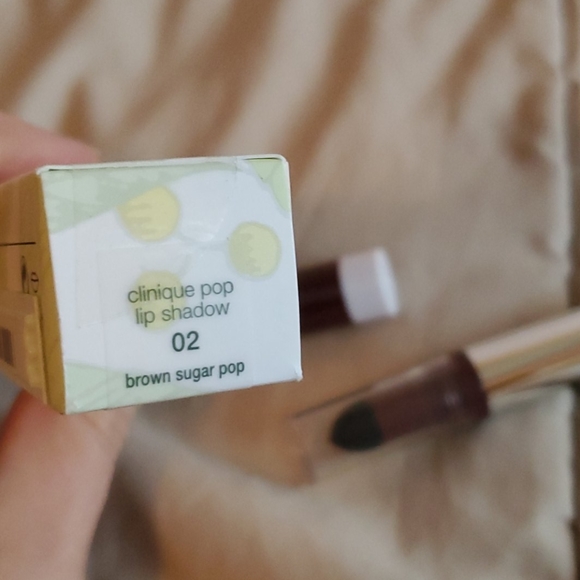 Clinique pop lip shadow brown sugar pop - Picture 3 of 3